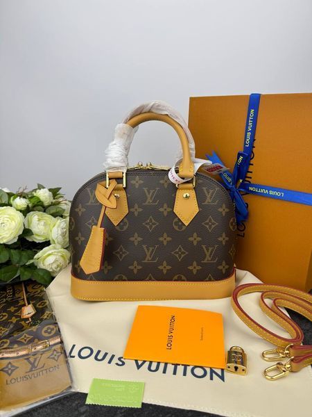 Сумка Louis Vuitton Alma BB in Brown Monogram Coated Canvas/Gold Hardware 99187 фото