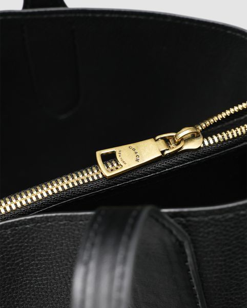 Сумка Coach Willow Tote 34 in Leather Black 991066 фото