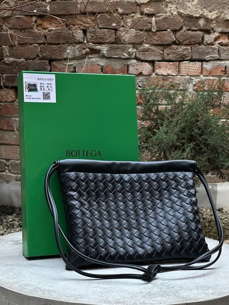 Сумка Bottega Veneta Vintage Leather Intrecciato Crossbody Bag Black 99638 фото
