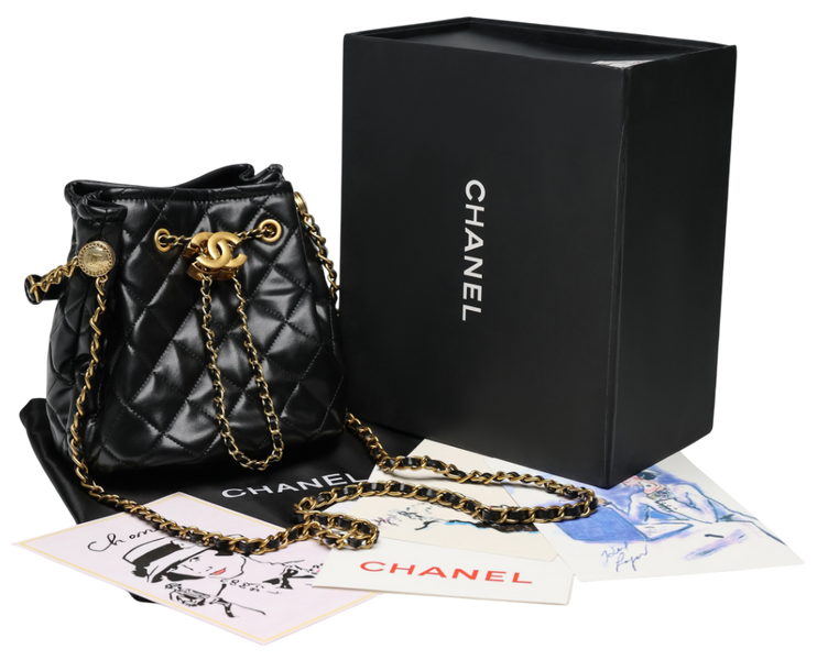 Сумка Chanel Button Bucket Crossbody Bag Lambskin Black 991071 фото