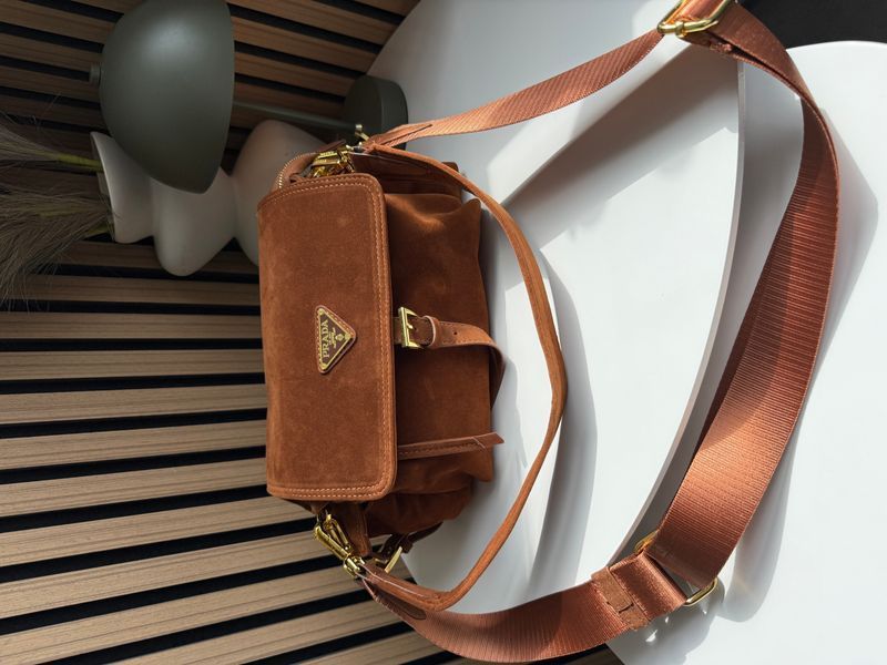 Сумка Prada Explore Medium Suede Shoulder Bag With Flap Brown 0525 фото