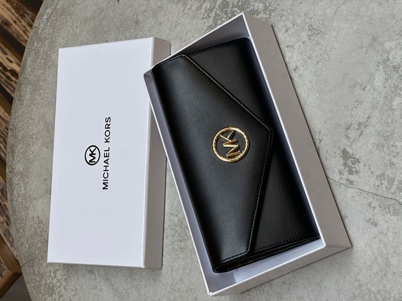 Кошелек Michael Kors Large Wallet Smooth Skin Black 88180 фото
