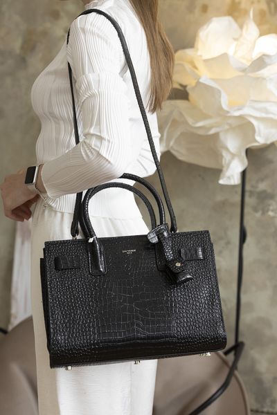 Сумка Saint Laurent Sac De Jour Nano Bag in Crocodile Embossed Patent Black Leather 0424 фото