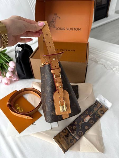 Сумка Louis Vuitton All In BB in Monogram Coated Сanvas 1070 фото