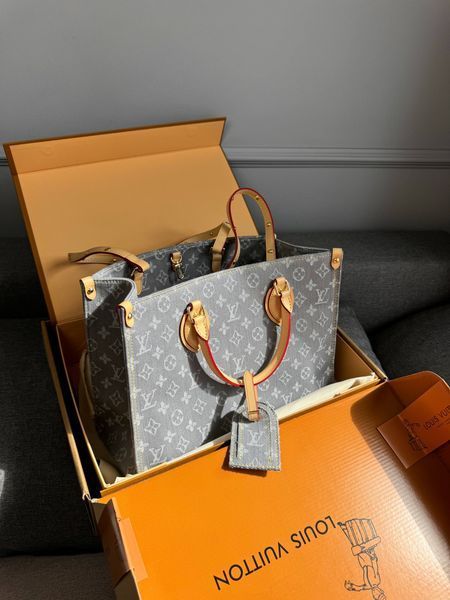 Cумка Louis Vuitton OnTheGo MM in Washed Gray Monogram Denim 76840 фото