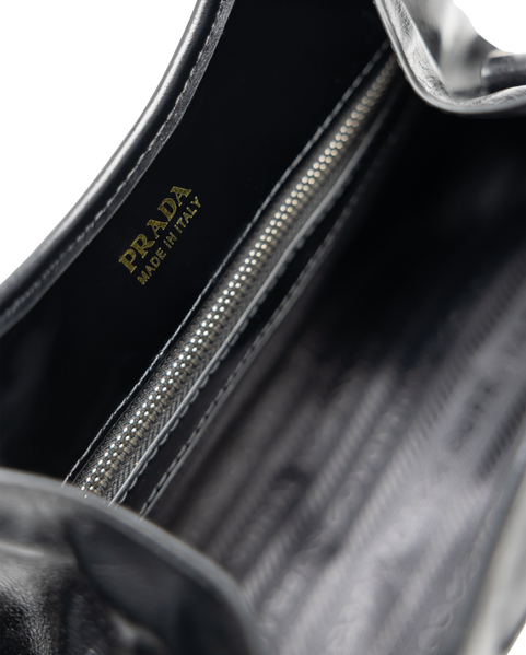 Сумка Prada Medium Tote Bag in Black Leather 991137 фото