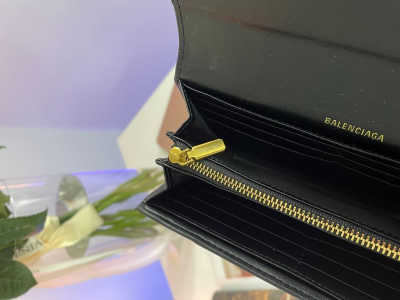 Кошелек Balenciaga Hourglass Continental Wallet Black 88168 фото