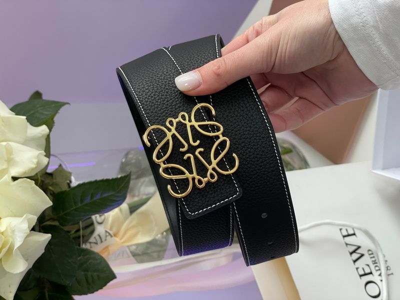 Ремінь Loewe Anagram Belt in Pebble Grain Calfskin Black/Gold 66129 фото