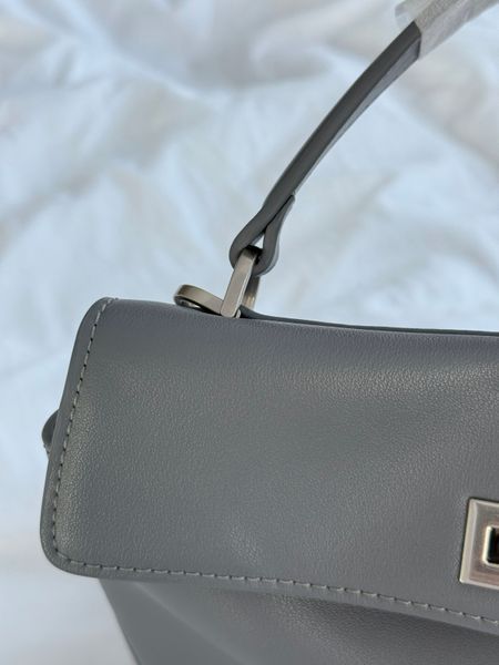 Сумка Balenciaga Rodeo Handbag Mini in Grey Smooth Calfskin/Silver Hardware 406 фото