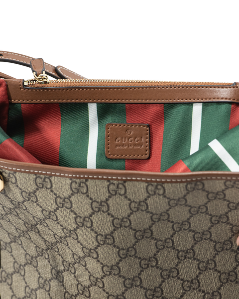 Сумка Gucci GG Emblem Medium Bucket Bag in Beige and Dark Brown New GG Monogram Coated Canvas 0411 фото