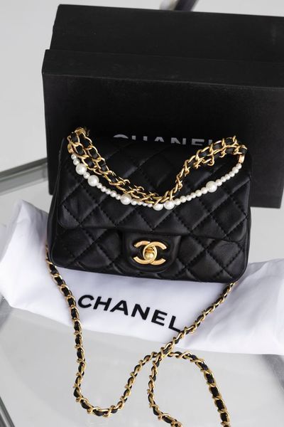 Сумка Chanel Mini Square Pearl Crush Flap Bag in Quilted Lambskin Black/Gold Hardware 0383 фото