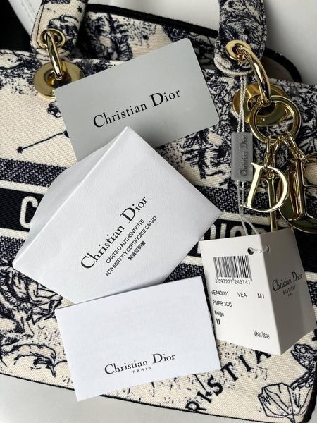 Сумка Dior Medium Lady D-Lite Bag Ivory & Black Embroidered Toile de Jouy Zodiac/Gold Hardware 0391 фото