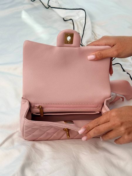 Сумка Chanel Mini Rectangular Flap Bag with CC Top Handle in Pink Caviar Leather with Antique Gold Hardware Premium 7961 фото