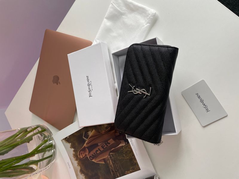 Гаманець Saint Laurent Plain Leather Long Wallet Black/Silver 88163 фото