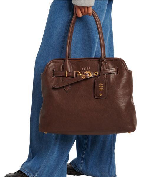 Сумка Miu Miu Aventure Nappa Leather Bag in Briarwood 420 фото