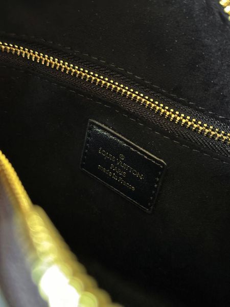 Сумка Louis Vuitton Petite Malle Souple Bag in Monogram Coated Canvas 0364 фото