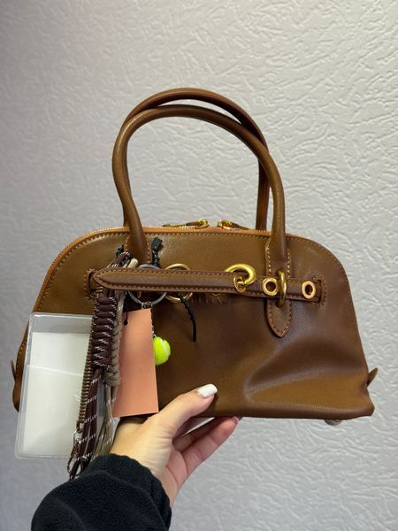 Cумка Miu Miu Aventure Nappa Leather Top-handle Small Bag in Brown 453 фото