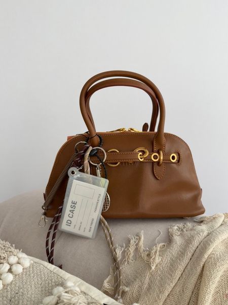 Cумка Miu Miu Aventure Nappa Leather Top-handle Small Bag in Brown 453 фото