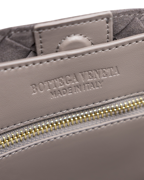 Сумка Bottega Veneta Andiamo Small Bag in Grey Intrecciato Suede 991266 фото