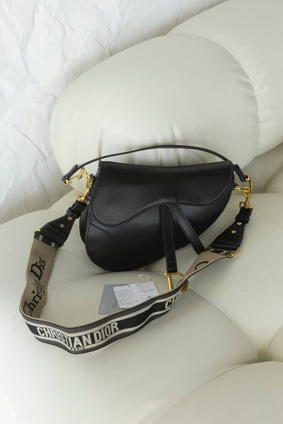 Сумка Dior Saddle Bag with Strap in Black Ultra Matte Calfskin 0376 фото