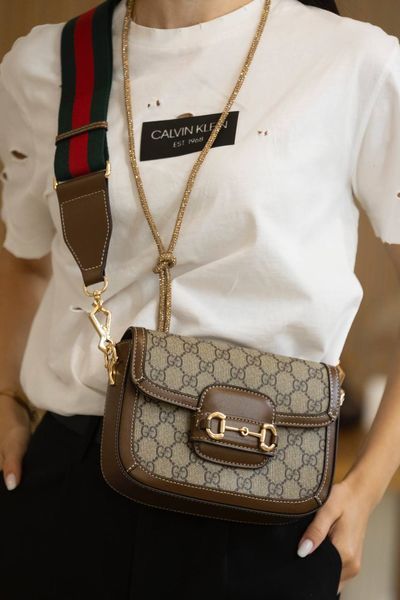 Сумка Gucci Horsebit 1955 Small Shoulder Bag in Beige and Dark Brown GG Supreme Canvas/Gold-Toned Hardware 0555 фото