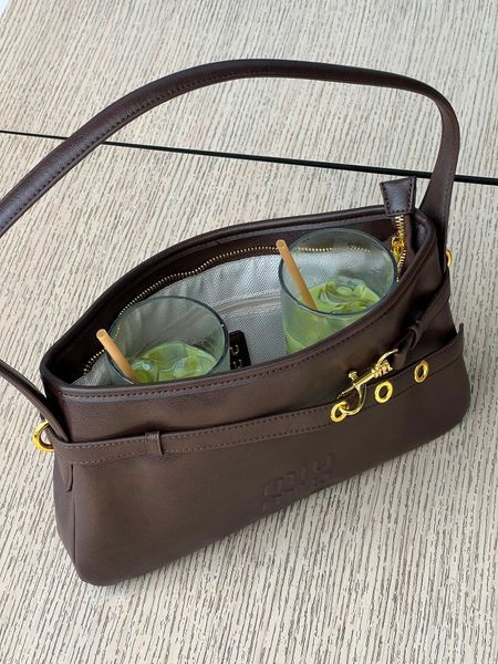 Сумка Miu Miu Aventure Nappa Leather Bag in Briarwood/Antiqued Gold-Tone Hardware 99733 фото