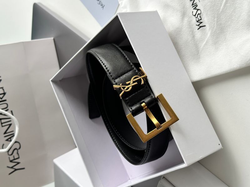 Ремень Saint Laurent Cassandre Belt in Black Leather/Gold Buckle 66119 фото