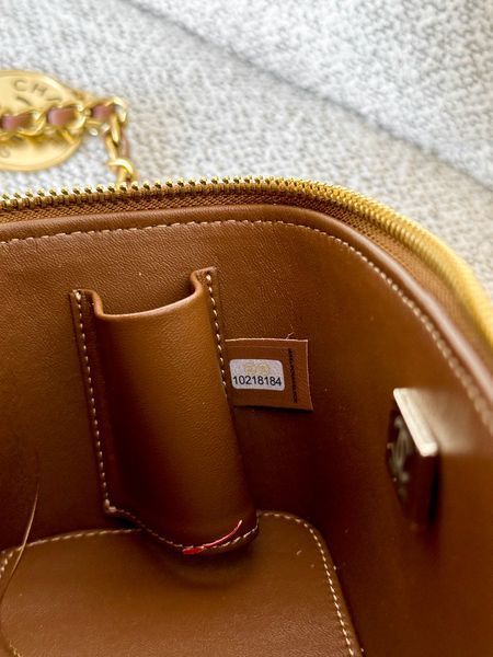 Сумка Chanel Pearl Crush Small Vanity Case in Quilted Lambskin Brown/Aged Gold Hardware 0483 фото
