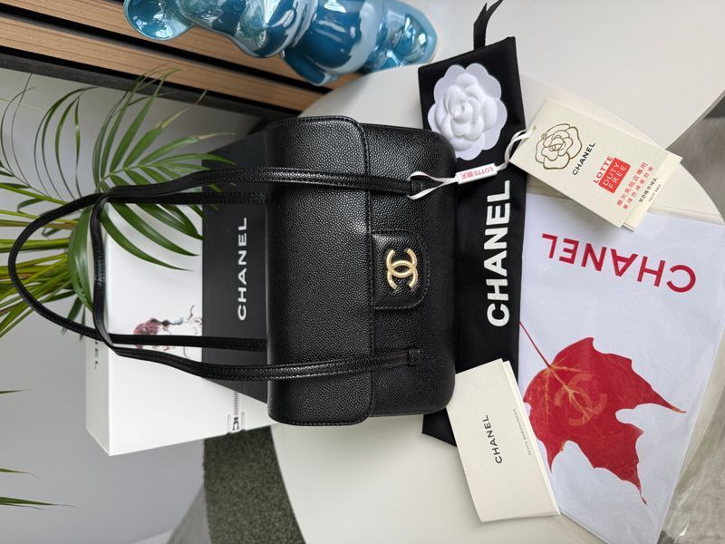Сумка Chanel Preppy Coco Small Bag in Black Grained Shiny Calfskin & Gold-Tone Metal 0505 фото