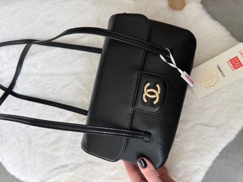 Сумка Chanel Preppy Coco Small Bag in Black Grained Shiny Calfskin & Gold-Tone Metal 0505 фото