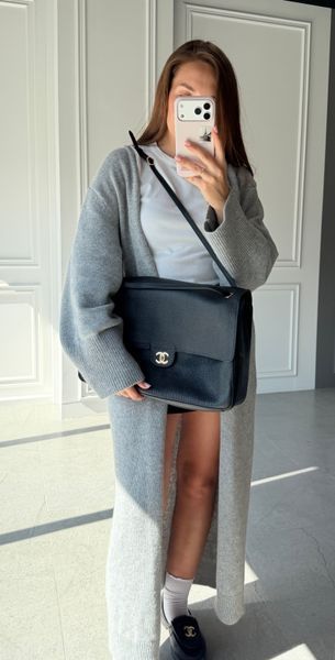 Сумка Chanel Maxi "Souplissimo" Large Flap Bag in Black Grained Leather with Gold Tone Hardware Premium Quality 649 фото