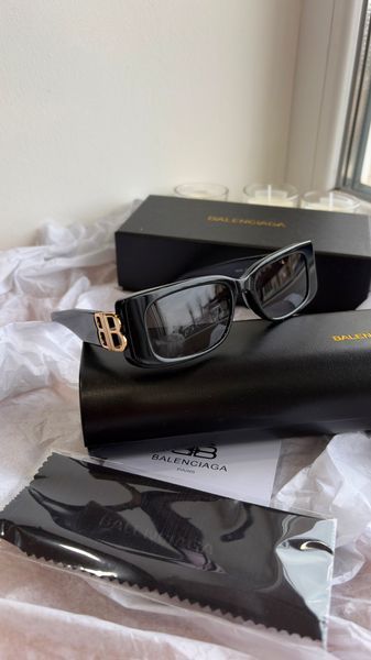 Сонцезахисні окуляри Balenciaga BB0096S 001 Dynasty Rectangle Sunglasses Black 422 фото