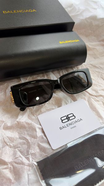 Сонцезахисні окуляри Balenciaga BB0096S 001 Dynasty Rectangle Sunglasses Black 422 фото