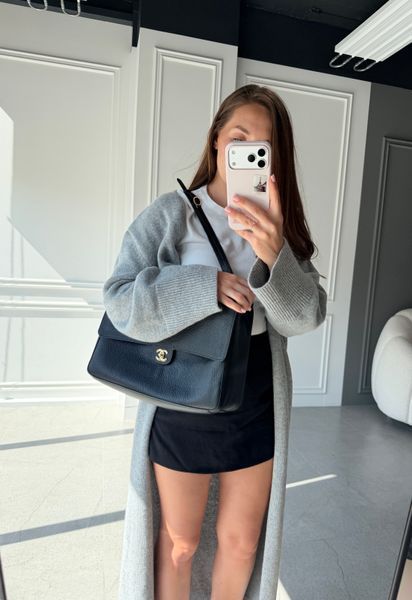 Сумка Chanel Maxi "Souplissimo" Large Flap Bag in Black Grained Leather with Gold Tone Hardware Premium Quality 649 фото