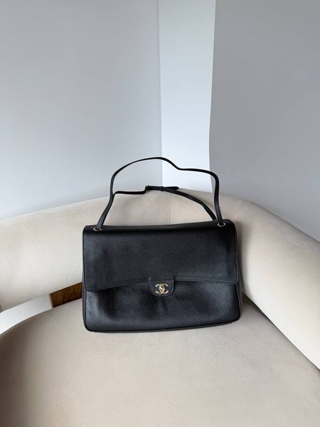 Сумка Chanel Maxi "Souplissimo" Large Flap Bag in Black Grained Leather with Gold Tone Hardware Premium Quality 649 фото