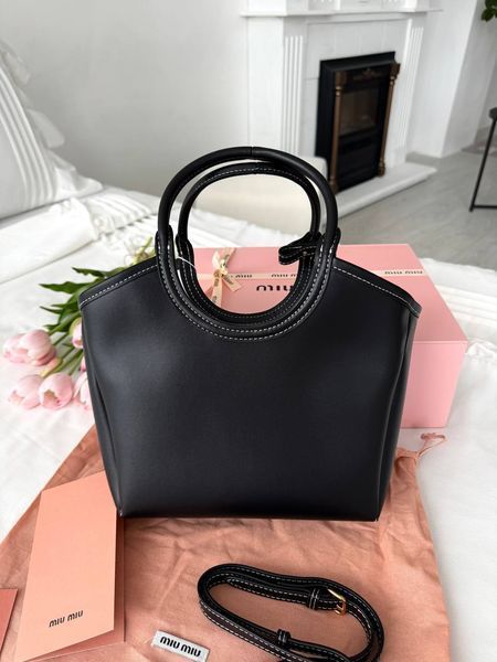 Сумка Miu Miu Ivy Small Tote Bag in Black Leather 99863 фото
