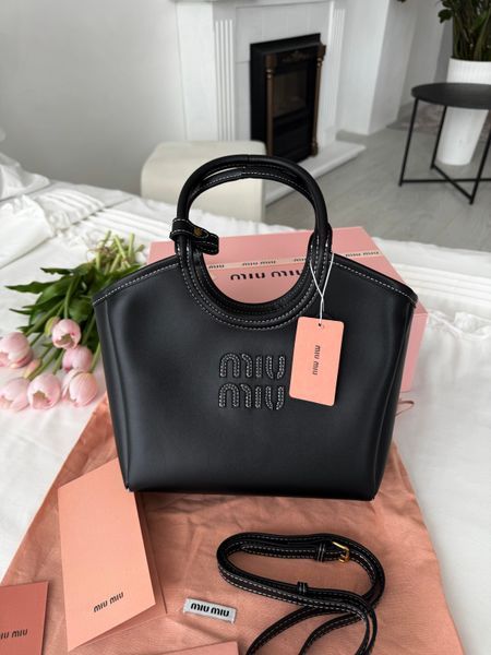 Сумка Miu Miu Ivy Small Tote Bag in Black Leather 99863 фото