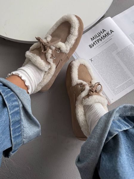 Жіночі зимові замшеві лофери з хутром Miu Miu Winter Suede Loafers Beige 1008 фото