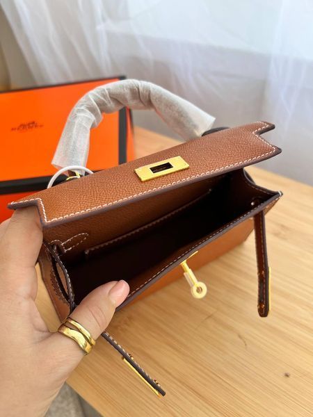 Сумка Hermes Mini Kelly 20 in Gold Epsom/Gold Hardware 255 фото
