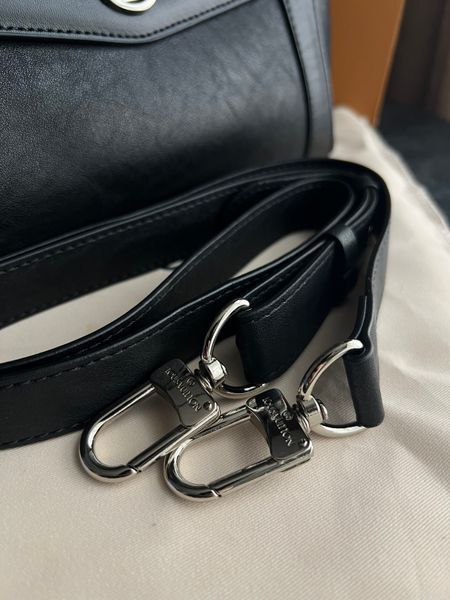 Сумка Louis Vuitton Biker PM in Black Leather 07024 фото