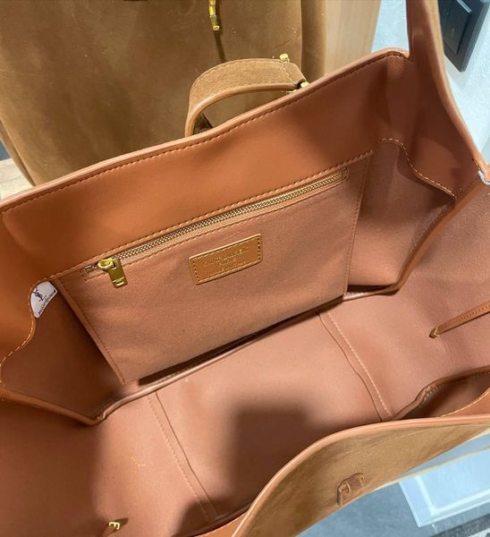Сумка Saint Laurent Le 5 &Agrave; 7 Bea Suede Tote Bag Golden Leaf 261025 фото