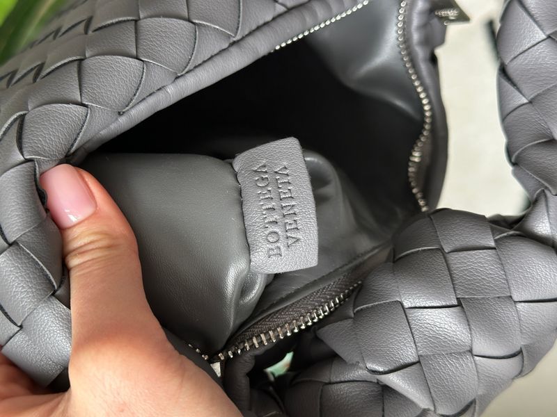 Сумка Bottega Veneta Mini Jodie Nappa Intrecciato Grey 0406 фото
