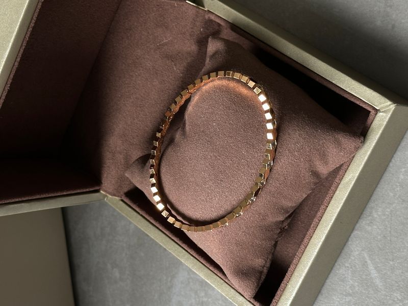 Браслет Chaumet Bee de Bracelet 18K Rose Gold with Diamonds 0502 фото